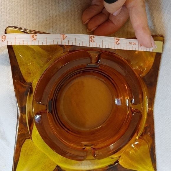 Vintage Amber Glass Set of Ashtrays - Picture 8 of 10